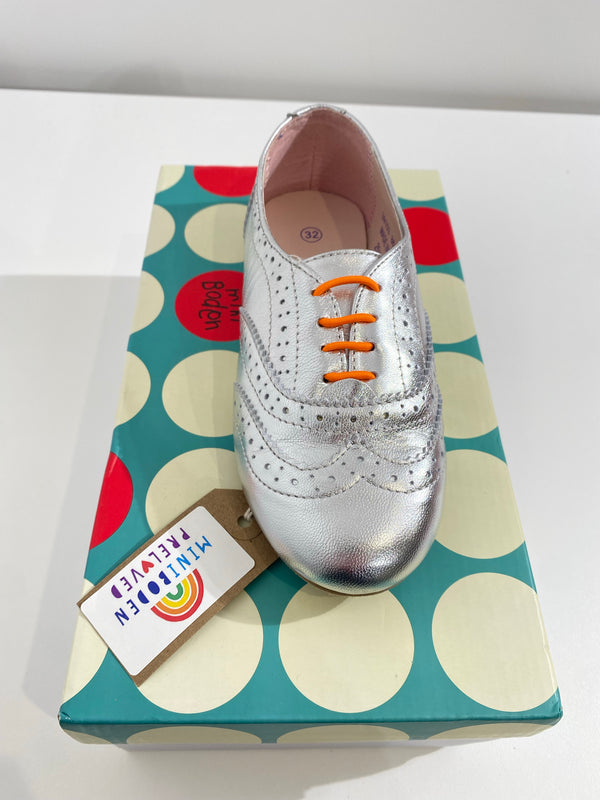 NEW Silver Lace Up Brogues (Size 32)